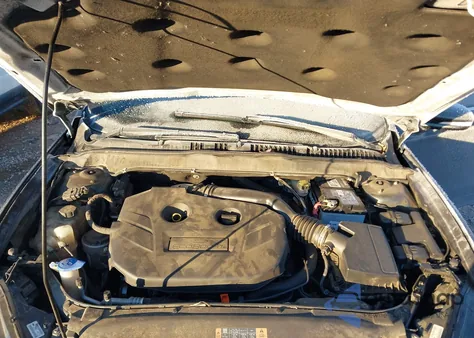 2015 Ford Fusion Se z USA, uszkodzony, nr VIN 3FA6P0H99FR192347